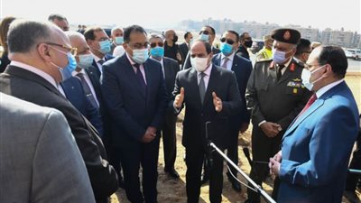 موجز الرابعة..الرئيس السيسي يتفقد أعمال تطوير عزبة الهجانة بشرق القاهرة