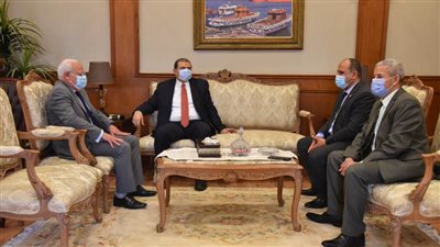 محافظ بورسعيد يستقبل وزير القوى العاملة بديوان عام محافظة بورسعيد