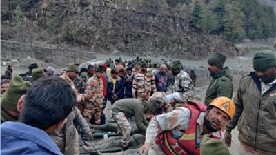 السلطات الهندية تواصل البحث عن أكثر من 200 مفقود في الفيضانات  