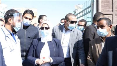 ‏وزيرة الصحة تتفقد الوحدة الصحية بقرية الشيخ موسى بالجيزة