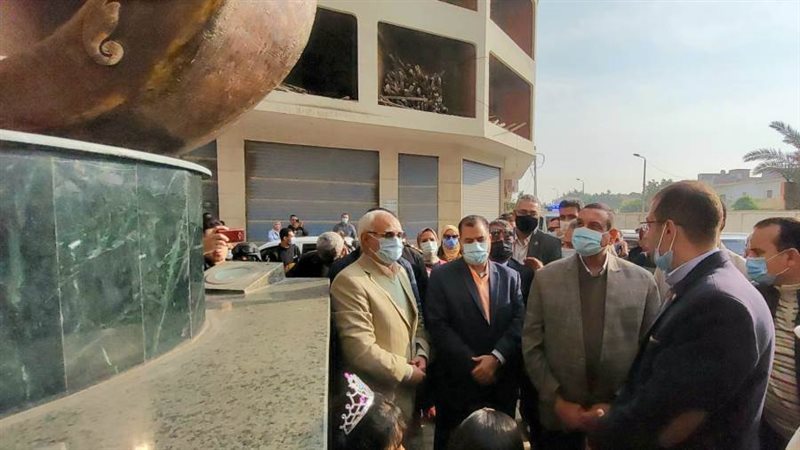 محافظ البحيرة يتفقد