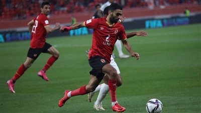 تطبيقًا للإجراءات الاحترازية.. مسحة طبية للشحات وكهربا