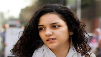 17 مارس..النطق بالحكم في محاكمة سناء سيف بتهمة نشر أخبار كاذبة