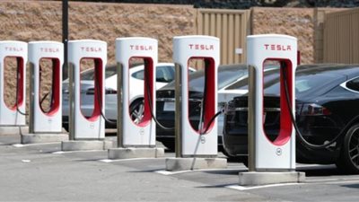 تشجيانغ الصينية تعتزم بناء 300 ألف محطة شحن للسيارات الكهربائية