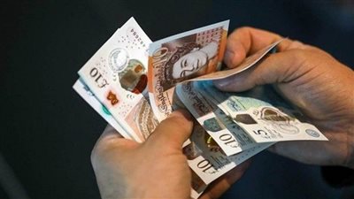الجنيه الإسترليني يرتفع مقابل الدولار الأمريكي