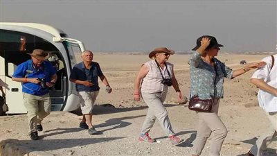 سفير مصر بألمانيا: زيادة عدد الرحلات السياحية من ألمانيا إلى الغردقة 