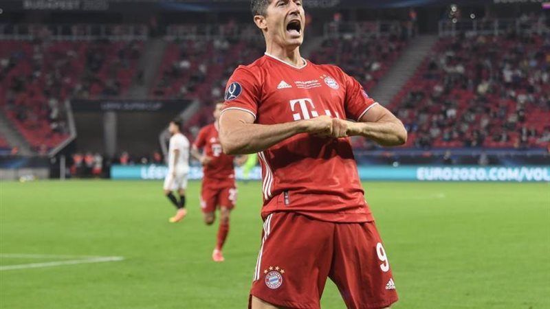 البولندي روبرت ليفاندوفسكيك