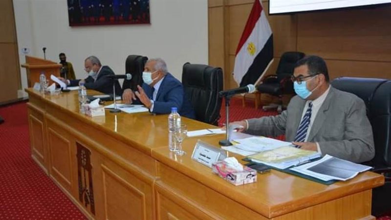 الزملوط يترأس تنفيذي