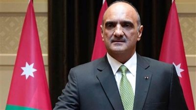 رئيس الوزراء الأردني يصل القاهرة في زيارة عمل