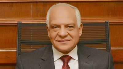 محافظ الجيزة يؤكد أولوية تشغيل أبناء المحافظة في مشروعات تطوير القرى