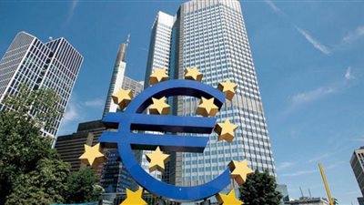المفوضية الأوروبية تخفض توقعات النمو بمنطقة اليورو هذا العام بسبب كورونا