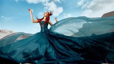 أوكسانا تشعل مواقع التواصل الاجتماعي بجلسة تصوير جديدة