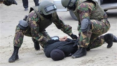 الأمن الروسي يعتقل شخصا بتهمة التواطؤ مع 