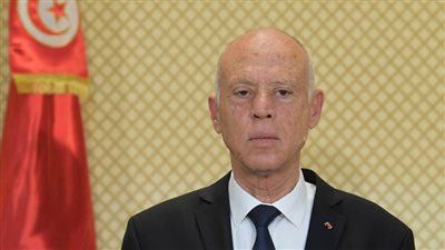 الرئيس التونسي: حل أزمة التعديل الوزاري باحترام النص الدستوري