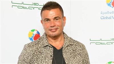 رسالة تصل إلى عمرو دياب مكتوبة بطريقة 