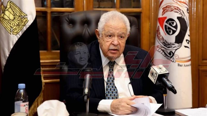 نقيب المحامين