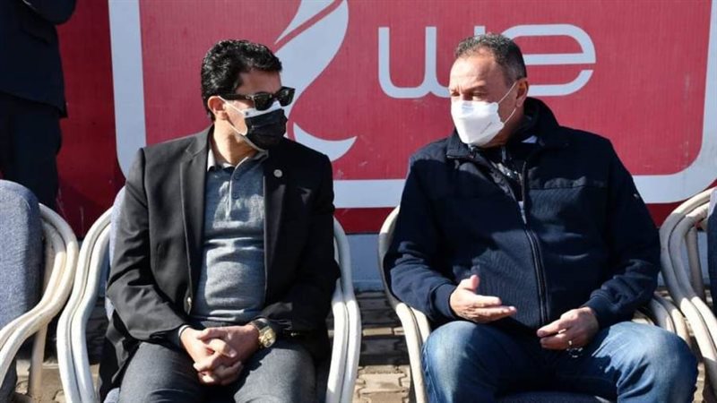 وزير الرياضة والخطيب