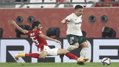 أكرم توفيق: لا يوجد فريق 