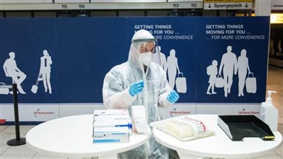 اليونان تسجل 1222 إصابة جديدة بفيروس كورونا