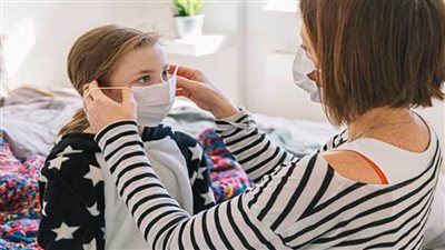 الرطوبة الناجمة عن ارتداء الكمامة قد تقلل من حدة كورونا