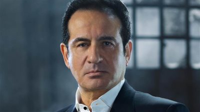 محمد ثروت عن 