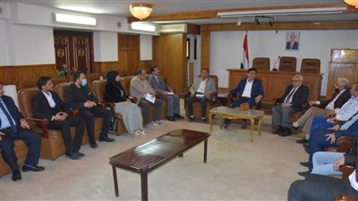 السفير اليمني في مصر: السفارة بيت لكل يمني