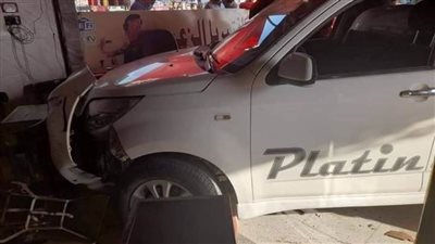 مصرع شخص نتيجة اقتحام سيدة لأحد المقاهي بالعاشر من رمضان