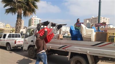 رفع ٥١٢ حالة إشغال طريق في حملة بكفر الدوار ودمنهور