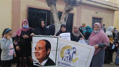 قومي المرأة بالشرقية يستخرج 1000 بطاقة رقم قومي للسيدات مجانًا