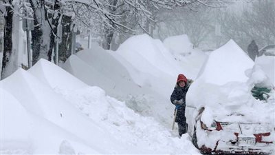 عاصفة ثلجية تضرب الولايات المتحدة الأمريكية 