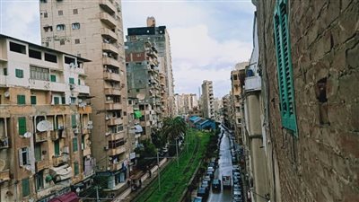 طقس سيئ يضرب الإسكندرية وأمطار غزيرة منذ الصباح