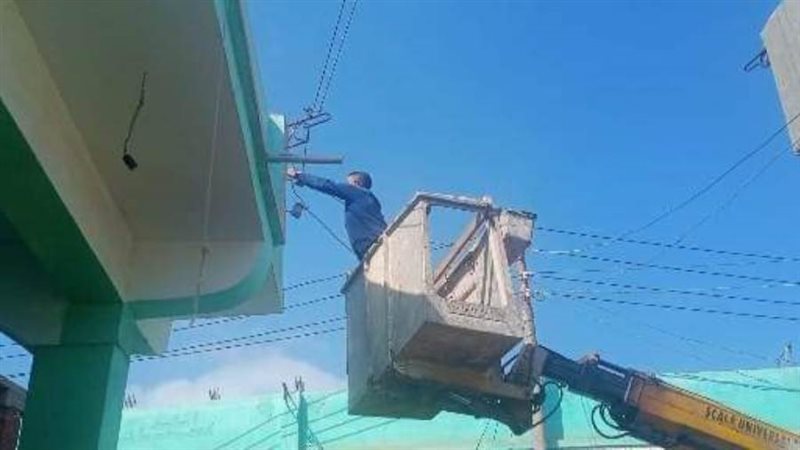 فصل التيار الكهربائي