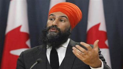 زعيم حزب كندي يطالب بتدخل الجيش للإسراع من جهود تلقيح المواطنين ضد كورونا