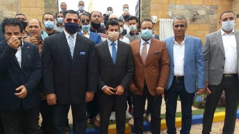 وزير الشباب والرياضة