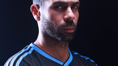 بعد أن ترك الأهلي من أجل المال.. 4 أسباب لرحيل الجوكر عن بيراميدز 