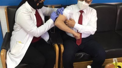 تطعيم 1058 طبيبًا بلقاح فيروس كورونا بالشرقية
