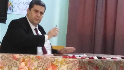 مناقشة آلية الامتحانات بالمنظومة الجديدة واستعدادات المدارس