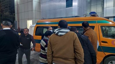 وصول جثمان شهيد حادث اللنش البحري ماهر جابر لمستشفي السلام ببورسعيد 