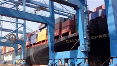 ميناء الإسكندرية: نشاط في الحركة الملاحية وتداول البضائع