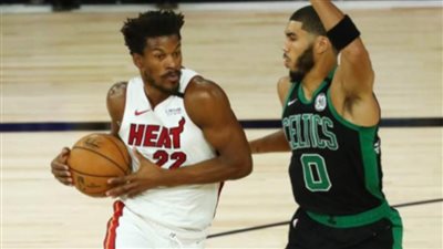  باتلر يقود هيت لفوز مهم على ليكرز