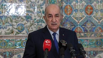 الرئيس الجزائري تبون يوقع مرسوما لحل الغرفة السفلى بالبرلمان