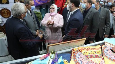 نور الدين وحجازي يفتتحان منفذ بيع المدارس بكفر الشيخ