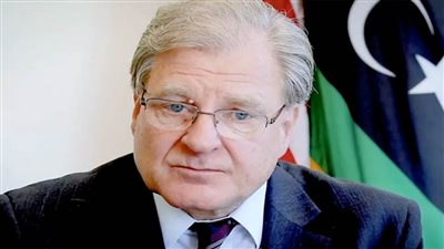 الولايات المتحدة تمنح رئيس المؤسسة الوطنية الليبية وسام بطل مكافحة الفساد