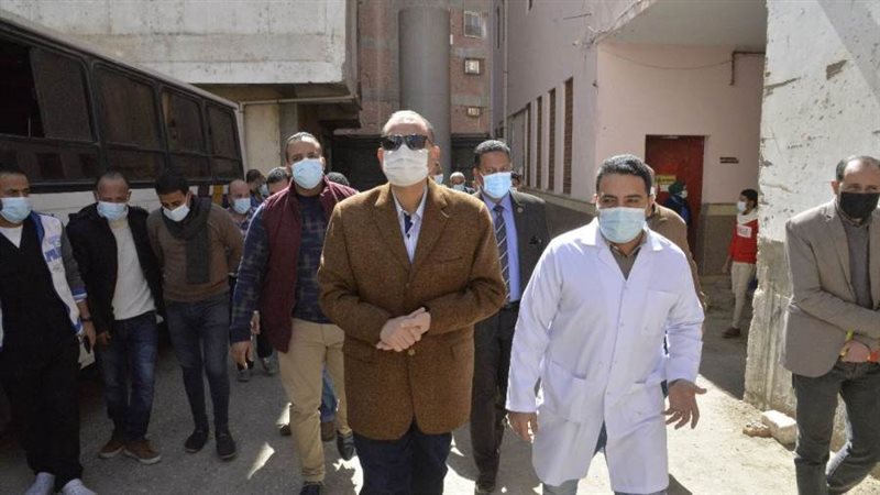 محافظ أسيوط يطمئن