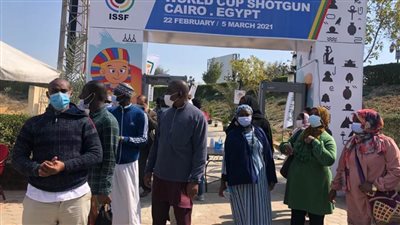 وفد من الإعلاميين الأفارقة في زيارة لكأس العالم للرماية