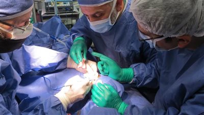 الرعاية الصحية تعلن نجاح أول عملية زراعة قوقعة بمستشفى السلام ببورسعيد