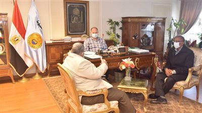 محافظ أسيوط يتابع مراحل تجهيز وتطوير المقر الجديد للفرع الرئيسي لمكتبة مصر العامة