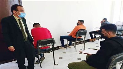 شمال سيناء.. وكيل كلية الآداب يؤكد انتظام امتحانات اليوم الأول 