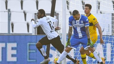 سبيزيا وبارما يتعادلان 2-2 بالدوري الإيطالي