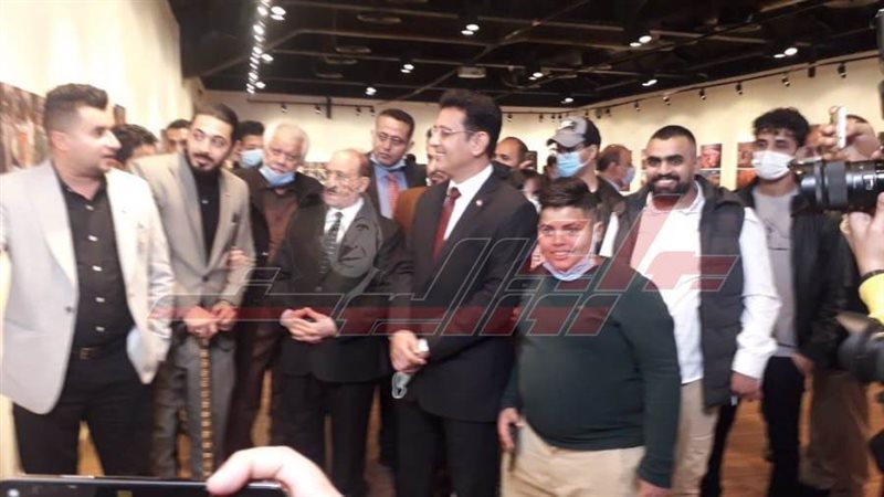 جانب من المعرض